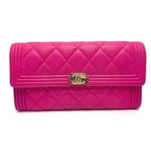 CHANEL A80286 Matelasse Boy Chanel Round Zip Long Wallet in Lambskin, Pink